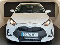 Usado Toyota Yaris 125 CV (91 kW) 2024 Blanco Berlina