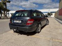 Usado Mercedes C320 Avantgarde 224 CV (164 kW) 2009 Gris / plata Familiar