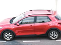 Usado Kia Stonic 100 CV (73 kW) 2021 Rojo SUV