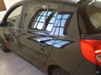 Usado Renault Clio II Authentique 75 CV (55 kW) 2011 Negro Berlina