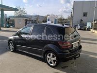 Usado Mercedes B180 109 CV (80 kW) 2007 Negro Monovolumen