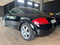 Usado Audi TT 180 CV (132 kW) 2000 Negro Coupe