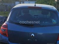 Usado Renault Clio II Authentique 65 CV (47 kW) 2006 Azul Berlina