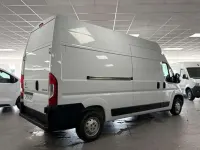Usado Citroën Jumper 140 CV (102 kW) 2023 Blanco Monovolumen