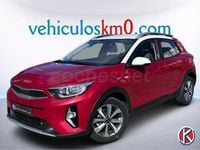Usado Kia Stonic 100 CV (73 kW) 2022 Rojo SUV