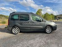 Usado Citroën Berlingo Feel 110 CV (80 kW) 2016 Gris / plata Monovolumen