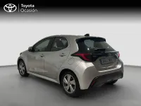 Käytetty Toyota Yaris Active 116 HP (85 kW) 2025 Harmaa Viistoperä