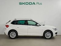 Usado Skoda Kamiq 95 CV (69 kW) 2022 Blanco SUV