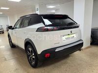 Usado Peugeot 2008 Allure 100 CV (73 kW) 2020 Blanco SUV