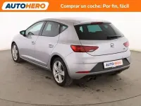 Usado Seat Leon FR 125 CV (91 kW) 2018 Gris Berlina