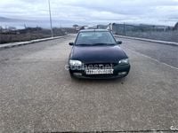 Usado Ford Escort 90 CV (66 kW) 1996 Verde Berlina