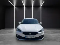 Usado Seat Leon Style 130 CV (95 kW) 2022 Blanco Berlina