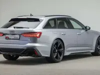 Usado Audi RS6 600 CV (441 kW) 2022 Plateado Familiar