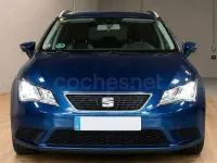 Usado Seat Leon Style 105 CV (77 kW) 2015 Azul Familiar