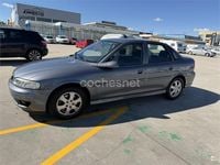 Usado Opel Vectra Sport 125 CV (91 kW) 2000 Gris / plata Berlina