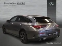 Usado Mercedes CLA250 163 CV (119 kW) 2025 Gris montaña Berlina