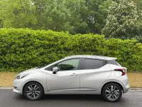 Usado Nissan Micra Tekna 90 HP (66 kW) 2019 Cinzento Citadino