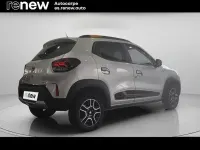 Usado Dacia Spring Comfort Plus 33 kW (45 CV) 2022 Gris Utilitario