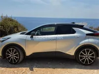 Usado Toyota C-HR Advance 184 CV (135 kW) 2025 Gris / plata SUV
