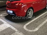 Usado Seat Leon FR 170 CV (125 kW) 2009 Rojo Utilitario