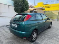 Usado Ford Focus Trend 115 CV (84 kW) 2001 Verde Berlina