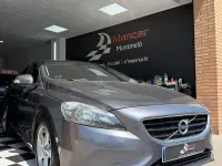Usado Volvo V40 Momentum 115 CV (84 kW) 2014 Gris / plata Berlina