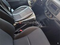 Usado Toyota Yaris Active 111 CV (81 kW) 2019 Blanco Berlina