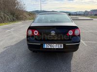 Usado VW Passat Advance 140 CV (102 kW) 2007 Negro Berlina