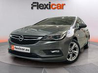 Usado Opel Astra Dynamic 125 CV (91 kW) 2017 Gris Utilitario