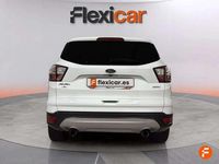 Usado Ford Kuga Titanium 150 CV (110 kW) 2016 Blanco SUV