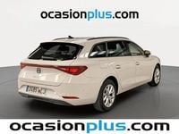 Usado Seat Leon Style 130 CV (95 kW) 2023 Blanco Familiar