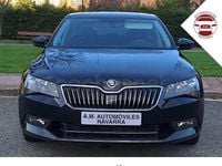 Usado Skoda Superb Active 150 HP (110 kW) 2018 Preto Carrinha