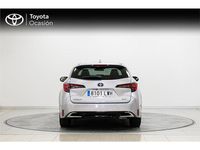 Usado Toyota Corolla Style 122 CV (89 kW) 2022 Gris Familiar