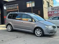 Usado VW Touran Highline 140 CV (102 kW) 2007 Gris / plata Monovolumen