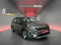 Usado Kia Niro 141 CV (103 kW) 2020 Gris SUV