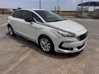 Usado DS Automobiles DS5 Design 120 CV (88 kW) 2017 Blanco Utilitario