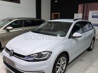 Usado VW Golf VII 115 CV (84 kW) 2018 Gris / plata Familiar