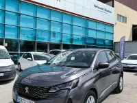Usado Peugeot 3008 Active 130 CV (95 kW) 2021 Gris / plata SUV