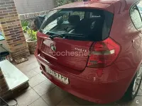 Usado BMW 118 122 CV (89 kW) 2007 Rojo Utilitario