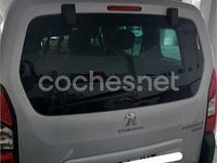 Usado Peugeot Partner Tepee Active 100 CV (73 kW) 2015 Gris / plata Monovolumen
