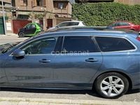 Usado Volvo V90 Momentum 190 CV (139 kW) 2018 Azul Familiar