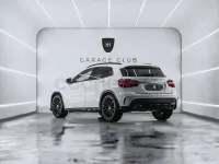 Usado Mercedes GLA180 Urban 122 CV (89 kW) 2020 Blanco SUV