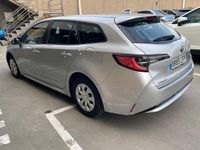 Usado Toyota Corolla Business Edition 122 CV (89 kW) 2020 Plateado Familiar