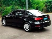 Usado Audi A3 Attraction 105 CV (77 kW) 2015 Negro Berlina