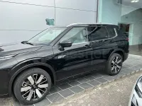 Nuevo Mitsubishi Outlander P-HEV 306 CV (225 kW) 2026 Negro SUV