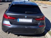 Usado BMW 118 140 CV (102 kW) 2021 Gris / plata Utilitario