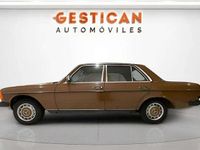 Usado Mercedes E300 1982 Marrón Utilitario