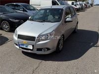 Usado Chevrolet Aveo LT 84 CV (61 kW) 2011 Gris / plata Berlina