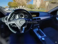 Usado Mercedes C200 Avantgarde 136 CV (100 kW) 2011 Gris / plata Berlina