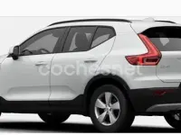 Usado Volvo XC40 129 CV (94 kW) 2024 Blanco SUV